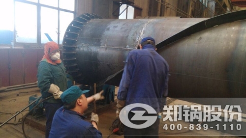用(yong)汗水直(zhi)麵挑(tiao)戰(zhàn)(zhan)——賀(he)鄭(zheng)鍋分廠(chang)E1235産(chan)品(pin)順(shun)利(li)完(wan)工！