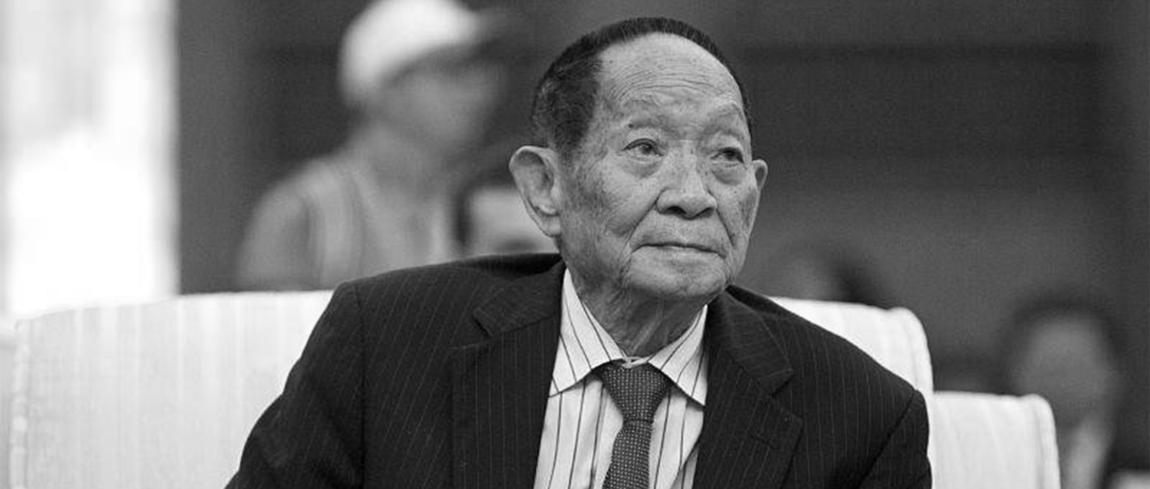 緬懷(huai)袁隆(long)平 | 禾下乗(cheng)涼夢(mèng)(meng)，倉(cāng)(cang)滿(man)無(wú)饑(ji)恐(kong)