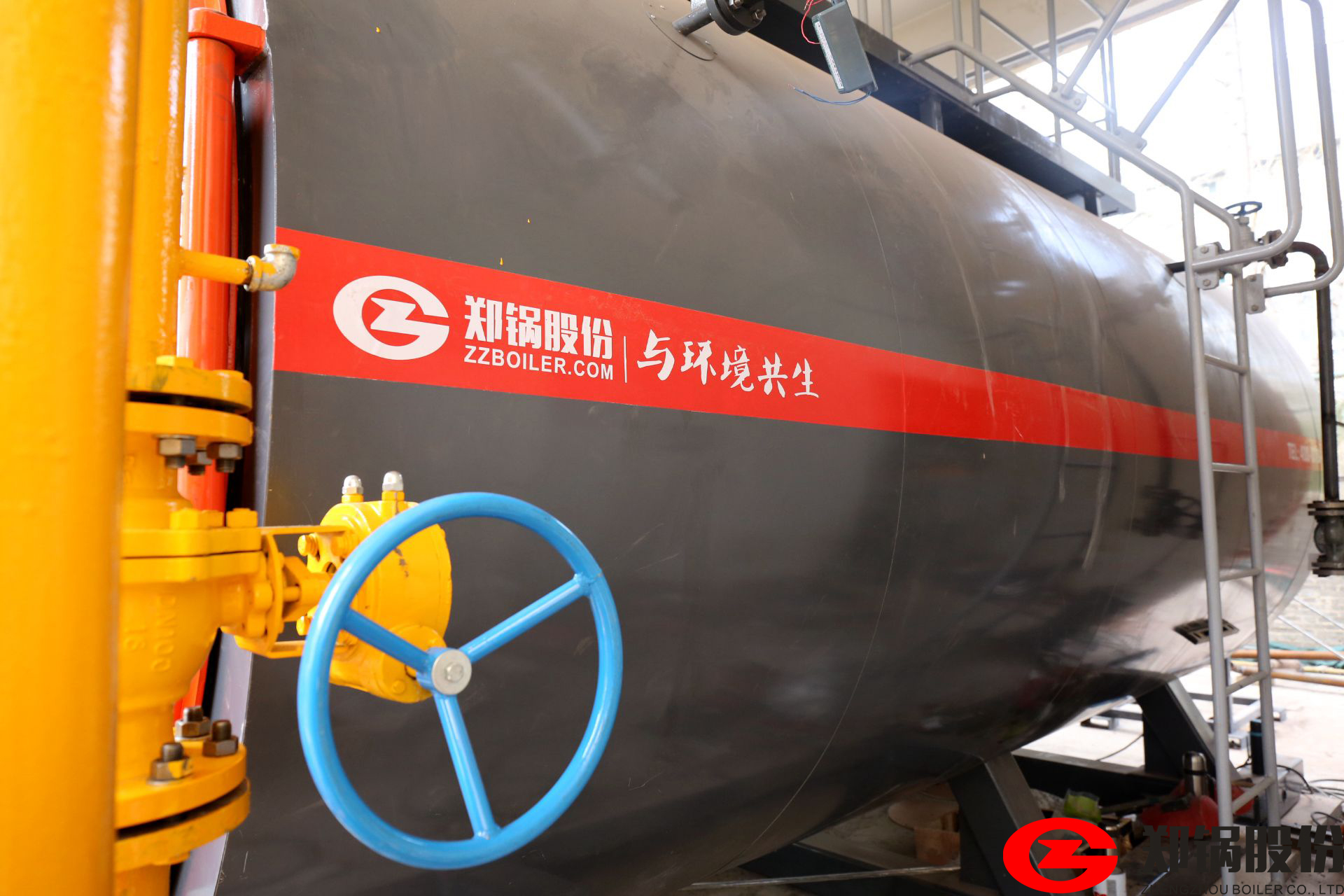 鄭州萬(wan)通藥(yao)業(yè)(ye)4蒸噸(dun)/小(xiao)時(shi)WNS低氮燃(ran)氣(qi)鍋(guo)鑪項(xiang)目(mu)